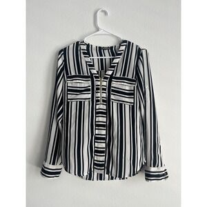 Express Blouse Top Womens XS White Black Striped Pleated‎ Hi Low Hem 1/4 Zip